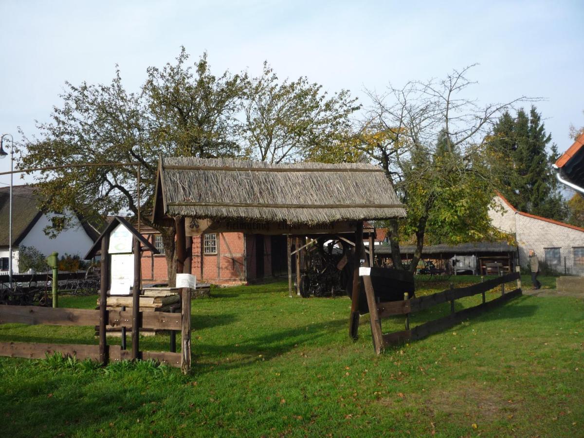 Zum Schwarzen Stiefel- Ferienwohnung Atelierhaus Rankwitz Exteriér fotografie